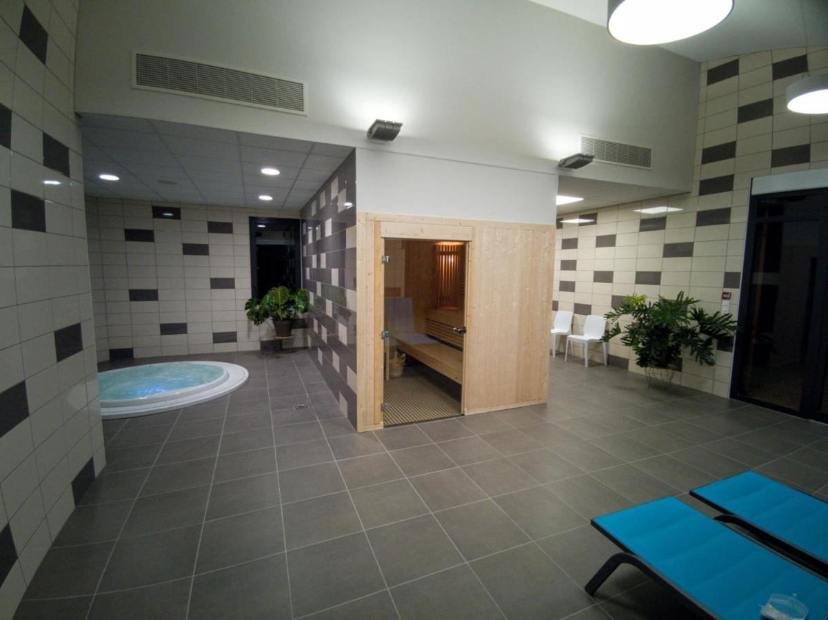 Hotel Les Quatre Vents Courpiere Zewnętrze zdjęcie