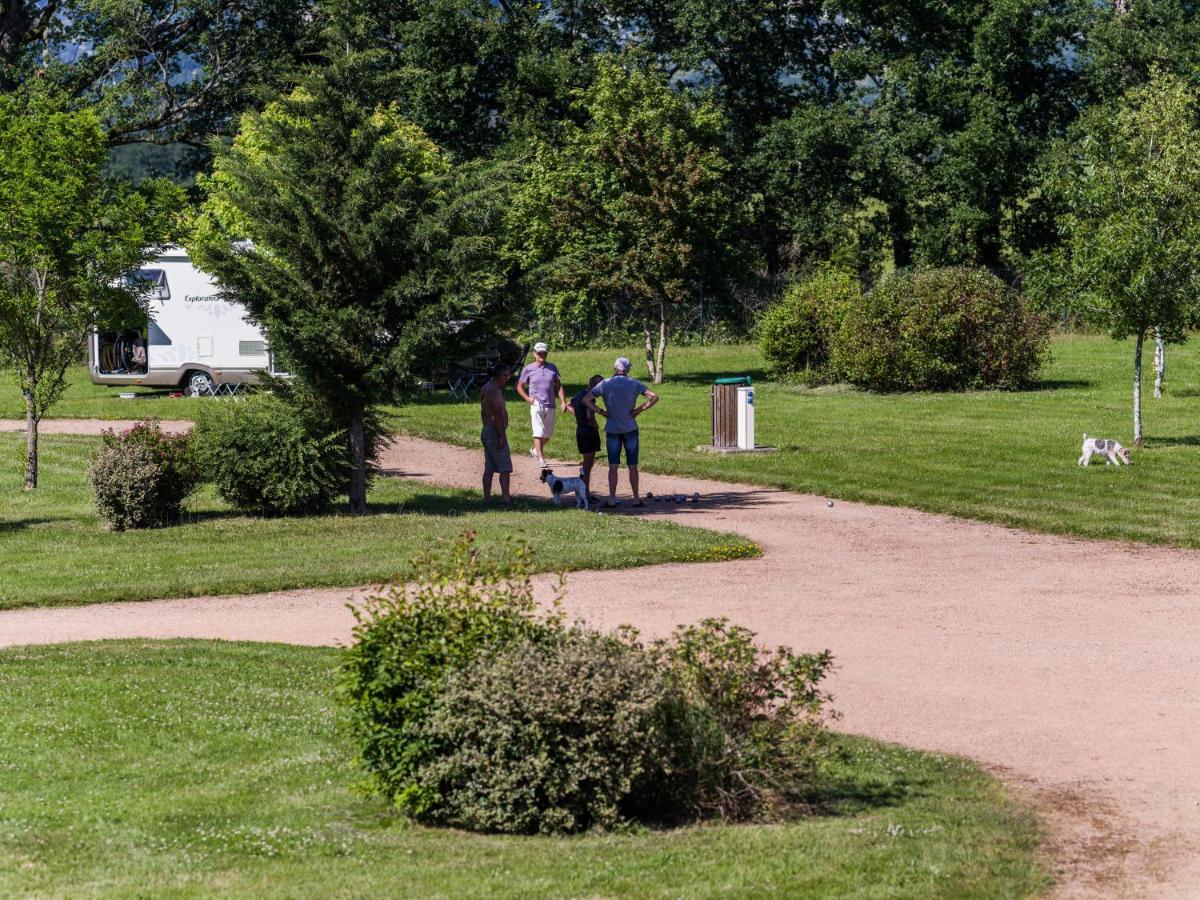 Hotel Les Quatre Vents Courpiere Zewnętrze zdjęcie
